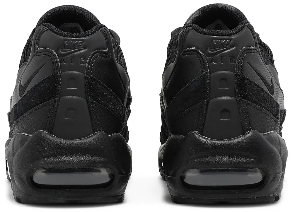 Air Max 95 Essential 'Triple Black'